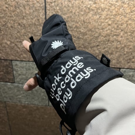 手の出るグローブ🥊オーバーロブスタータイプ【2ウェイ・袖に被せても入れても使えます】
