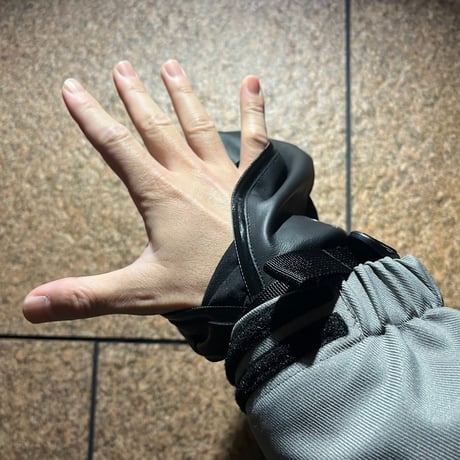 手の出るレザーグローブ🥊ミトンタイプ【山羊革⚡️中綿なし】