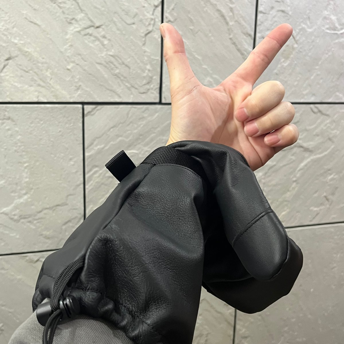 手の出るグローブ【P01 OVER LEATHER】オーバーミトンタイプ