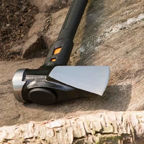 FISKARS IsoCore ハンマー斧（36 インチ）