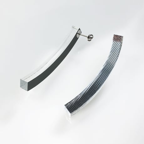 カッコつけるピアス ・イヤリング／ドットクリア×シルバーミラー
