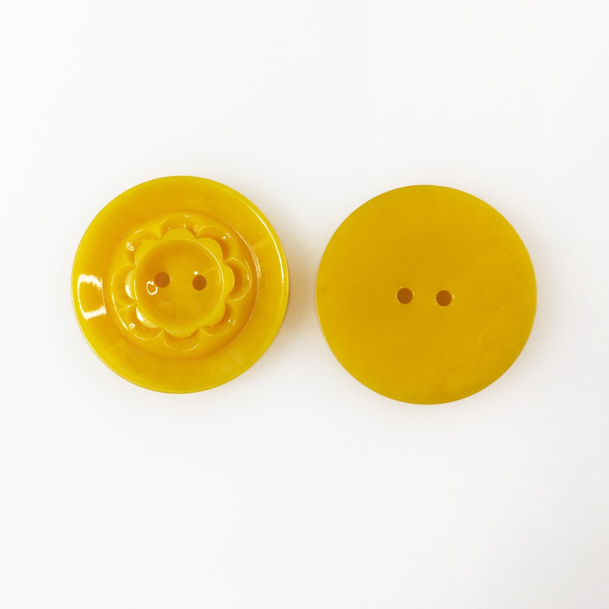 ヴィンテージボタン／イエロー花／2ホール | Perch Branch Design／chankae