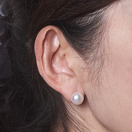ボタンパールピアス　ホワイト　9.5mm-10mm