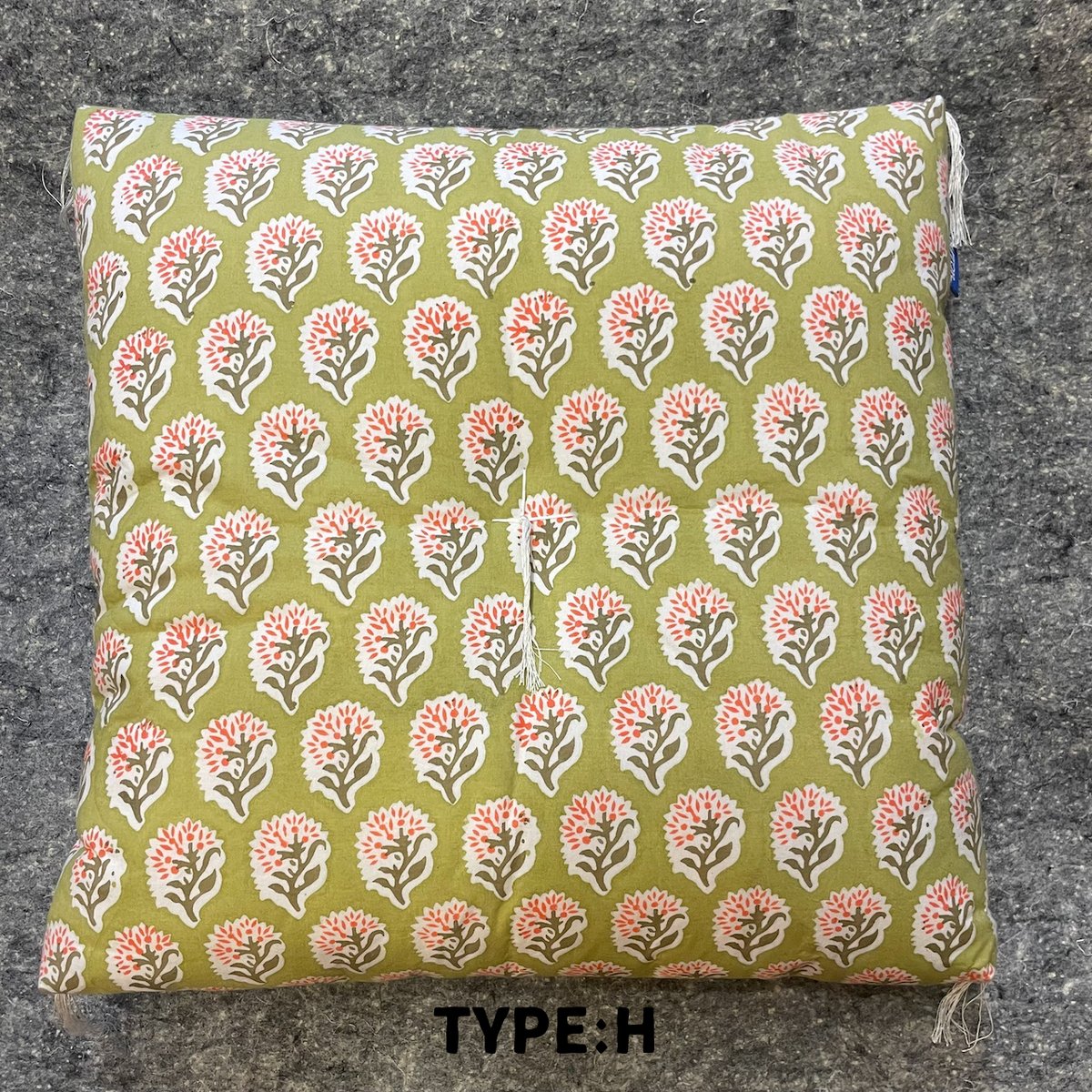 クッション The BUTON カモフラ 座布団 クッション The BUTON 座布団