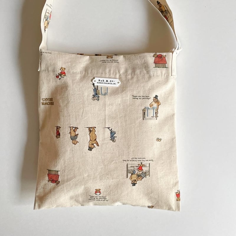 バッグ R&D.M.Co- BROWN BEARS DRAWSTRING BAG L R&D.M.Co- オールドマンズテーラー : BROWN BEARS DRAWSTRING