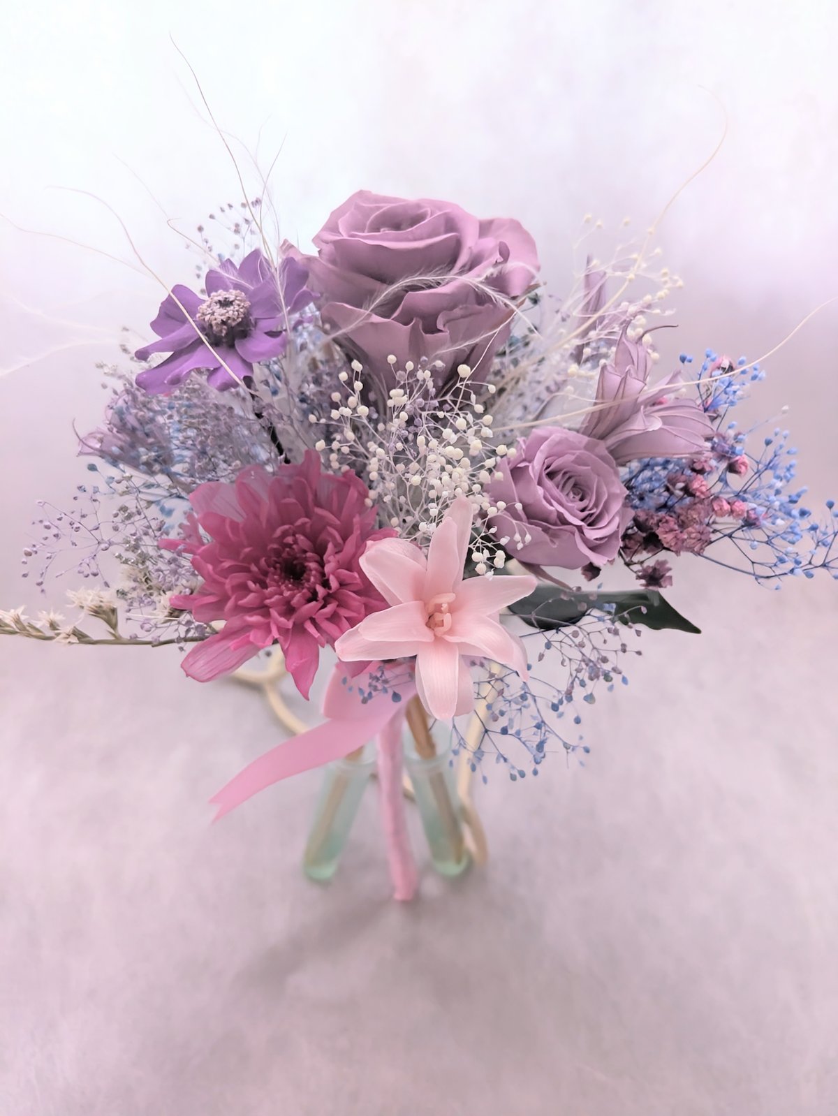 フローラルなお花の香りがするプリザーブドフラワー花束／ラベンダーの