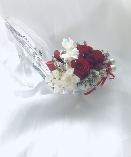 プリザーブドフラワー真紅の薔薇のガラスの靴リングピロー（フラワーケースリボンラッピング付き）