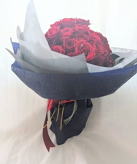 赤い薔薇50本の花束／プリザーブドフラワー永遠の愛♡無条件の愛／記念日
