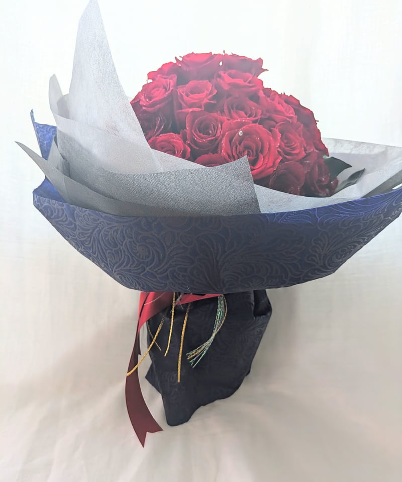 赤い薔薇50本の花束／プリザーブドフラワー永遠の愛♡無条件の愛／記念