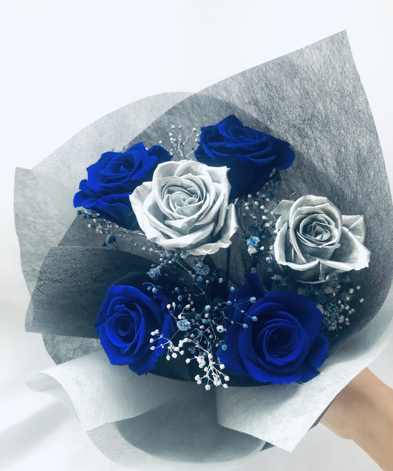 特大✨水色×青バラ計6本✨プリザ花束アレンジ✨ラッピングのまま飾れますよ