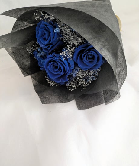 プリザーブドフラワー／青い薔薇5輪とかすみ草の星空花束