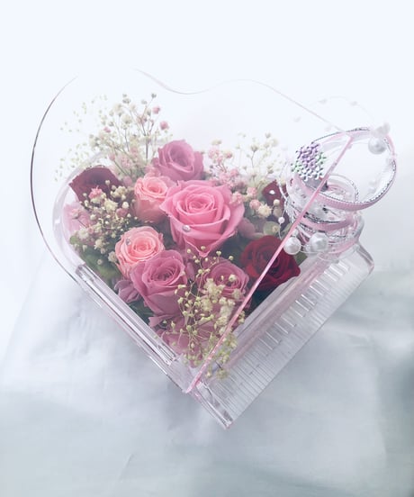 【プリザーブドフラワー／グランドピアノシリーズ】ピンクの薔薇と小花の美しい旋律【リボンラッピング付き】【お祝い 演奏会 音楽 ピアノ フラワーギフト】