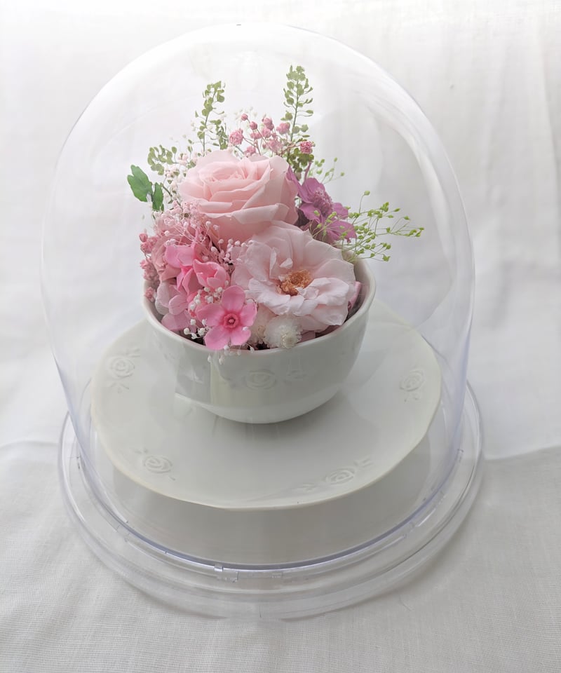 プリザーブドフラワー／カフェタイムのティーカップアレンジ／ラウンド