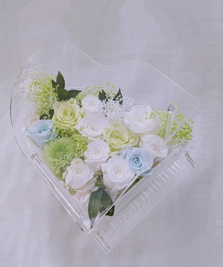 【プリザーブドフラワー／グランドピアノシリーズ】白い薔薇の静かな癒しの音色