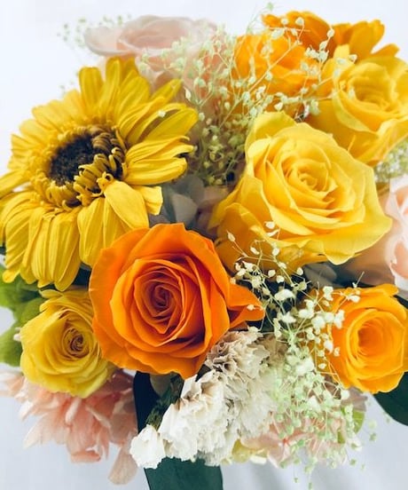プリザーブドフラワーアレンジ お日さま色した陽気な花たち フラワーケース付き