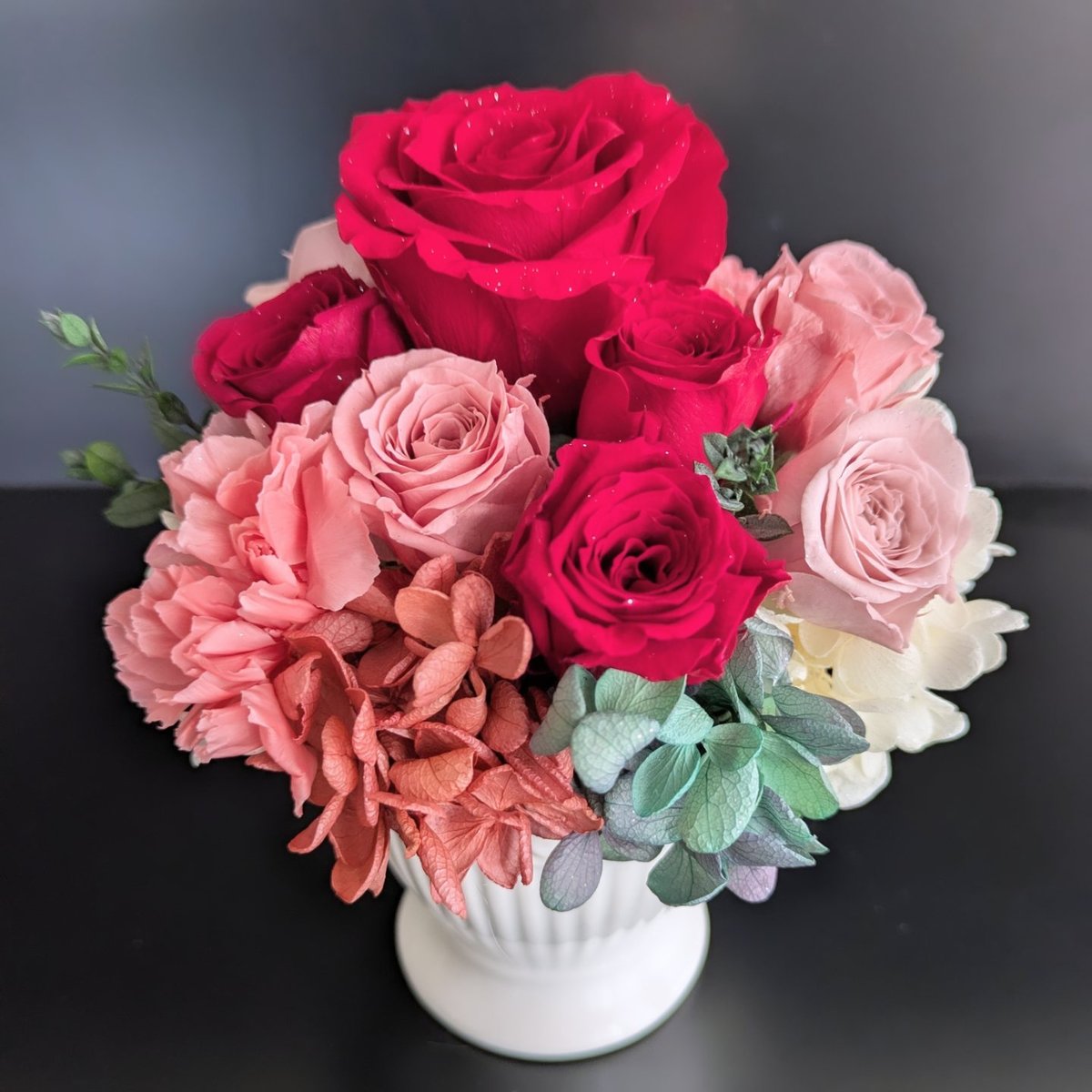 美品！ローズギャラリー赤い薔薇ドーム型ケース入り 当店一番人気】 美品！ローズギャラリー赤い薔薇ドーム型ケース入り その他