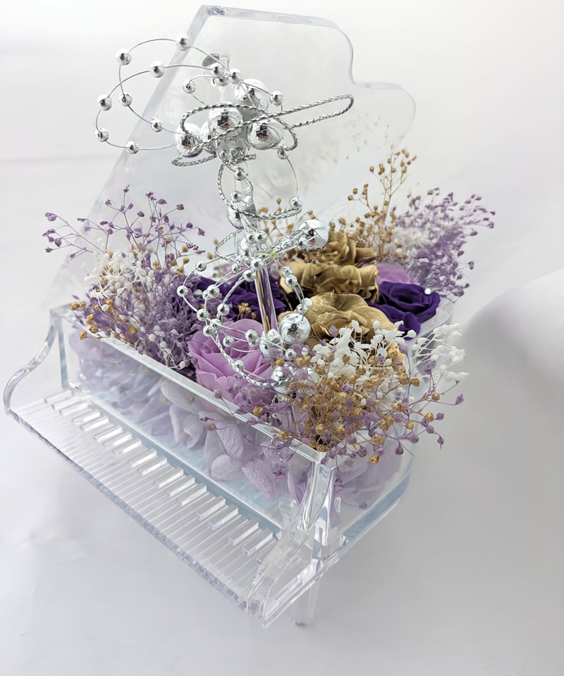 プリザーブドフラワーピアノアレンジ紫の薔薇と金色の薔薇の音色