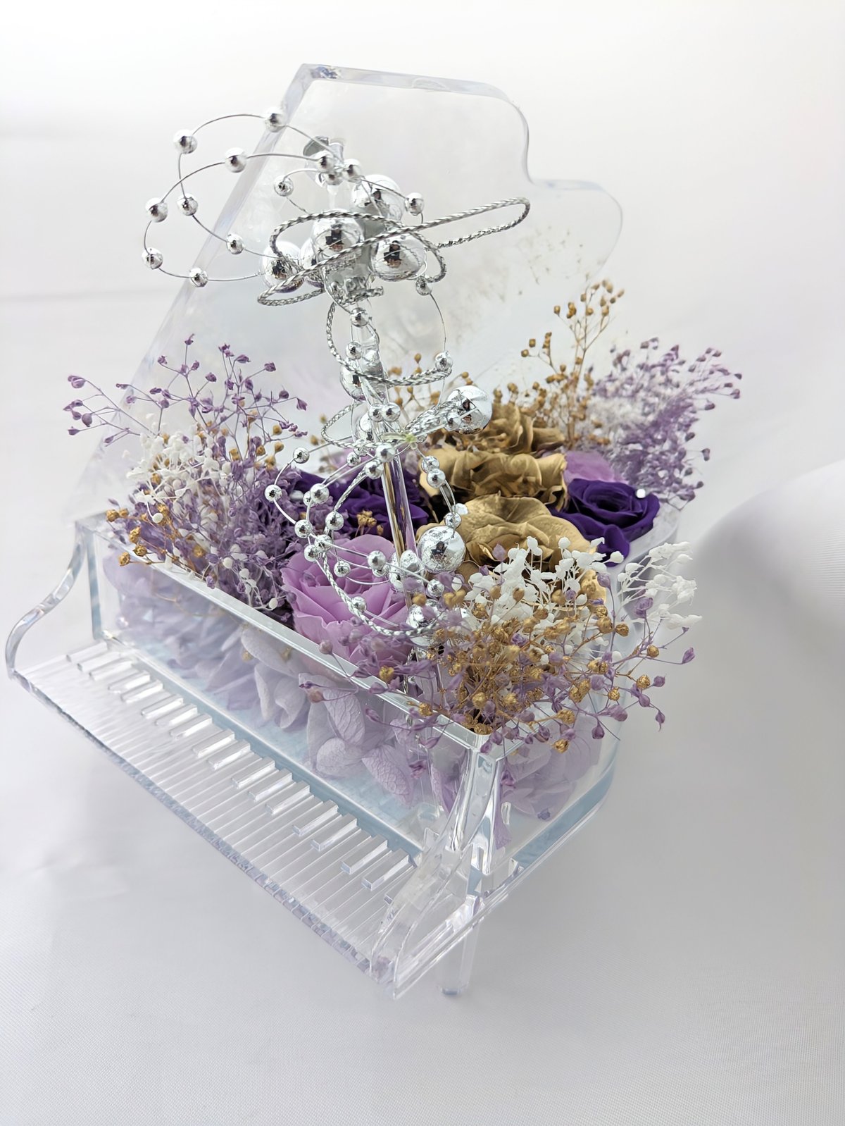 プリザーブドフラワーピアノアレンジ紫の薔薇と金色の薔薇の音色