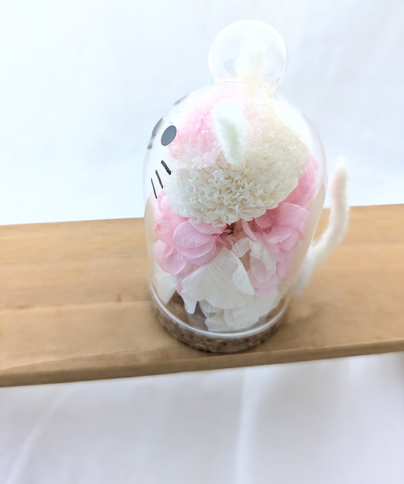 プリザーブドフラワー猫ちゃんガラスドーム/お家に連れて帰って
