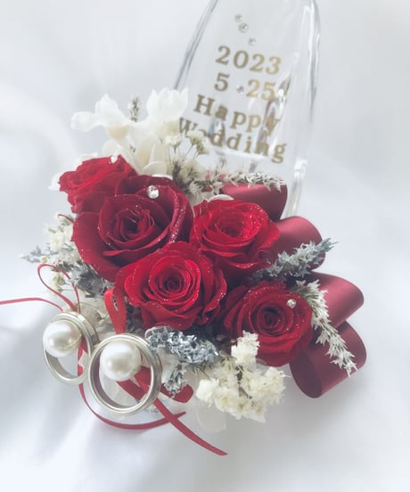 プリザーブドフラワー真紅の薔薇のガラスの靴リングピロー（フラワーケースリボンラッピング付き）