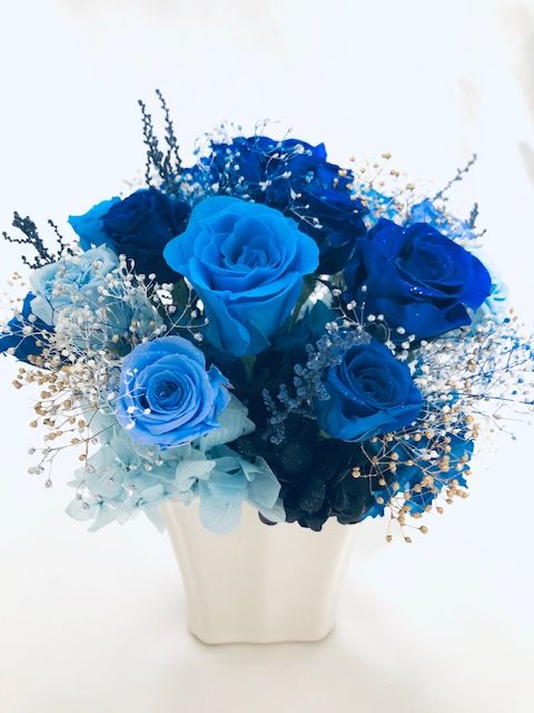 プリザーブドフラワー／星空に染まった青い薔薇の神秘と奇跡／ 陶器