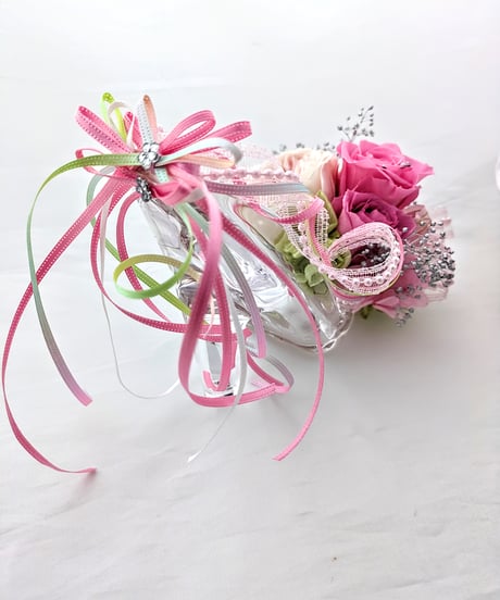 プリザーブドフラワー/ガラスの靴デザイン/ピンクの薔薇とリボンのフラワーシューズ/フラワーケースリボンラッピング付き