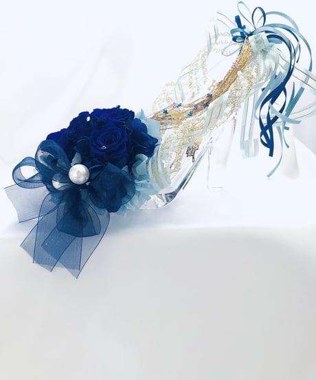 【プリザーブドフラワー／青い薔薇の夜空に染まった星空のガラスの靴】【リボンラッピング付き】リングピロー使用もOK