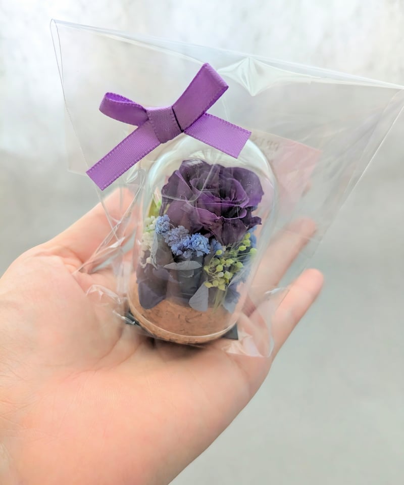 プリザーブドフラワー／紫のミニ薔薇と小花のミニガラスボトルギフト