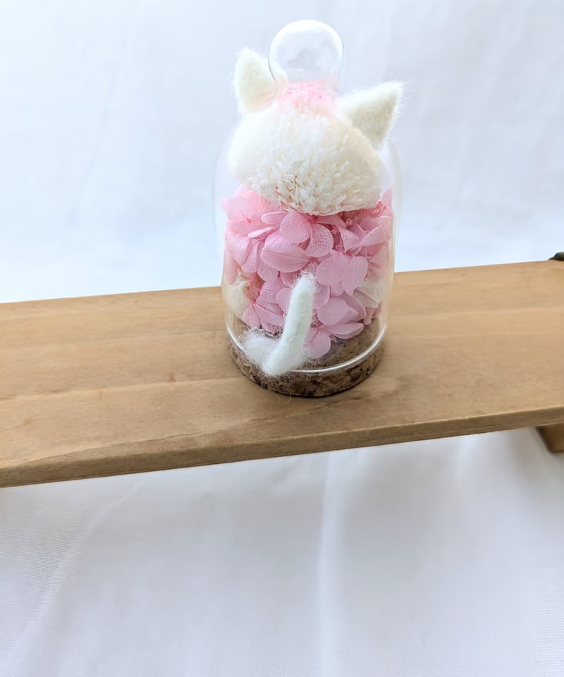 プリザーブドフラワー猫ちゃんガラスドーム/お家に連れて帰って