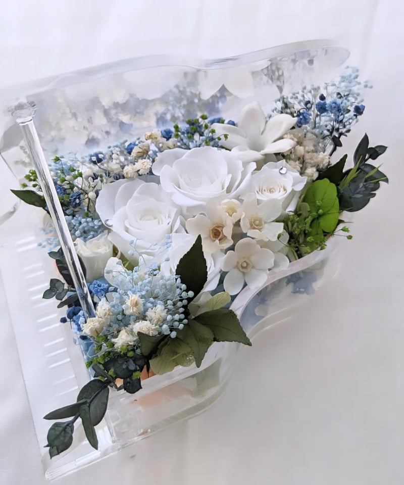 プリザーブドフラワー／グランドピアノシリーズ】白い花たちのピュアな