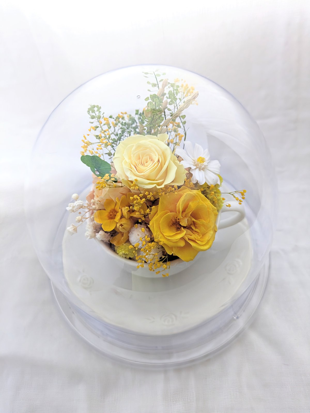プリザーブドフラワー／カフェタイムのティーカップアレンジ／ラウンド