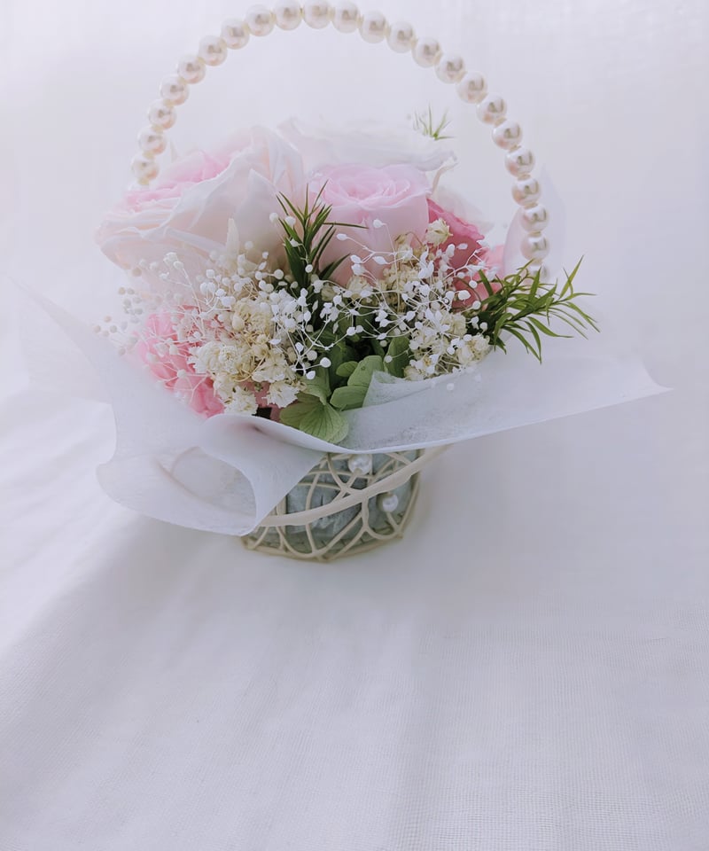 小さなフラワーバスケット♡プリザーブドフラワー ハンドメイド雑貨