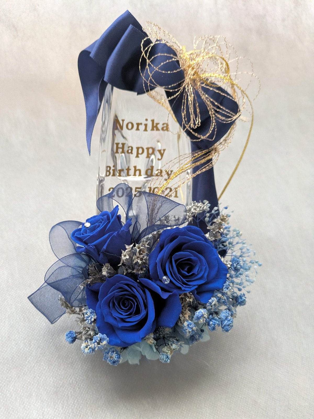 プリザーブドフラワーガラスの靴アレンジギフト／青い薔薇とリボンの