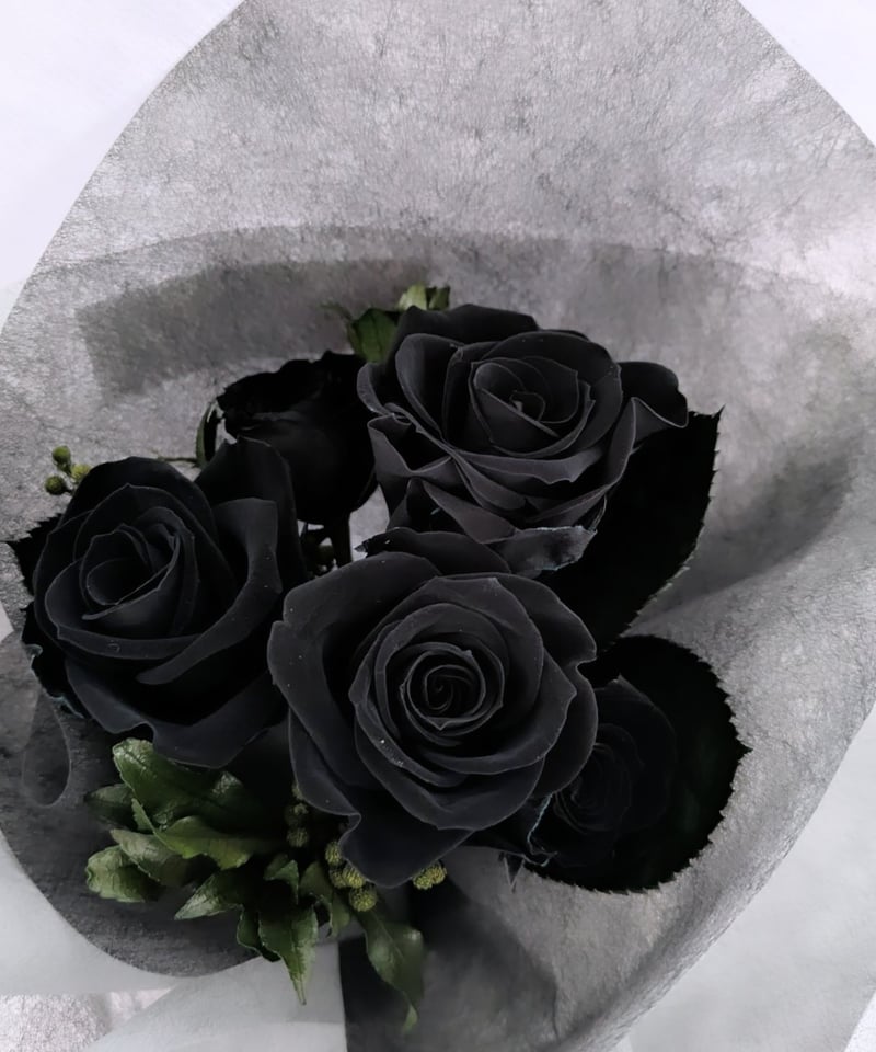 875 Protech製USA 薔薇×フリンジレザー 黒 コンチョ装飾 16 プリザーブドフラワー黒薔薇花束5輪／黒薔薇魔法発動中 | 世都華
