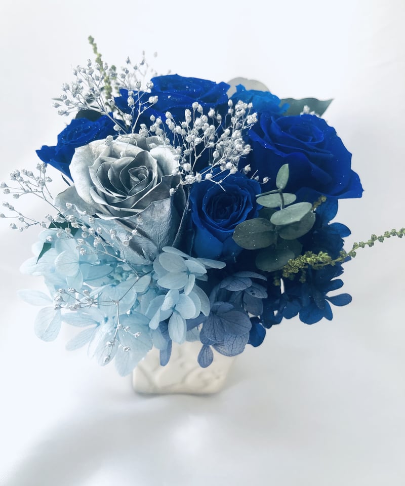 プリザーブドフラワー幸福の青い薔薇とシルバーのローズの魔法の