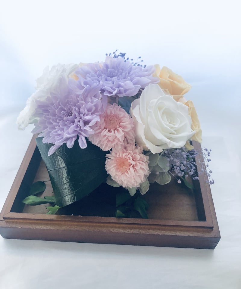 プリザーブドフラワー/正方形のガラスボックスアレンジ | 世都華