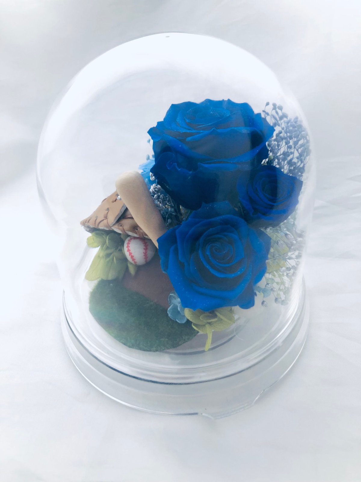 ターコイズパーツ　キラキラフレーム　青いプリザーブドフラワー薔薇入りネックレス プリザーブドフラワー／青とシルバーローズ11輪のキラキラ輝く