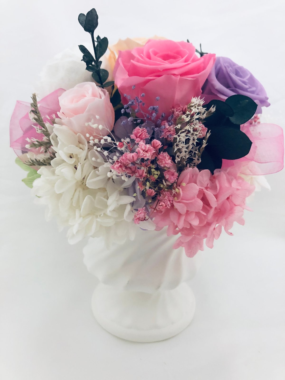 ＊*..華やかピンクローズアレンジ..＊°.プリザーブドフラワー　ケース付 華やかピンクローズアレンジ..＊°.プリザーブドフラワー ケース付き