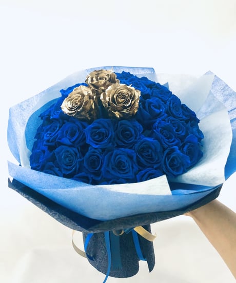 青薔薇とゴールドローズの50輪花束/プリザーブドフラワー奇跡の祝福/花束ラッピング