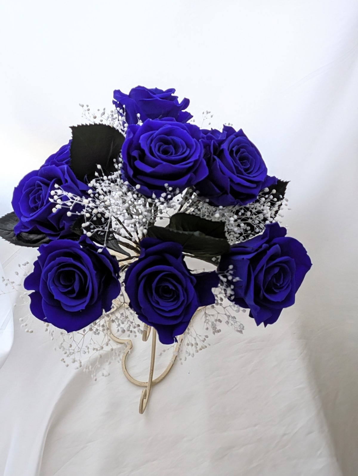 プリザーブドフラワー青い薔薇9輪とかすみ草の花束 | 世都華