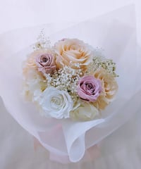 プリザーブドフラワー／クリームピンクローズとかすみ草のふんわり花束