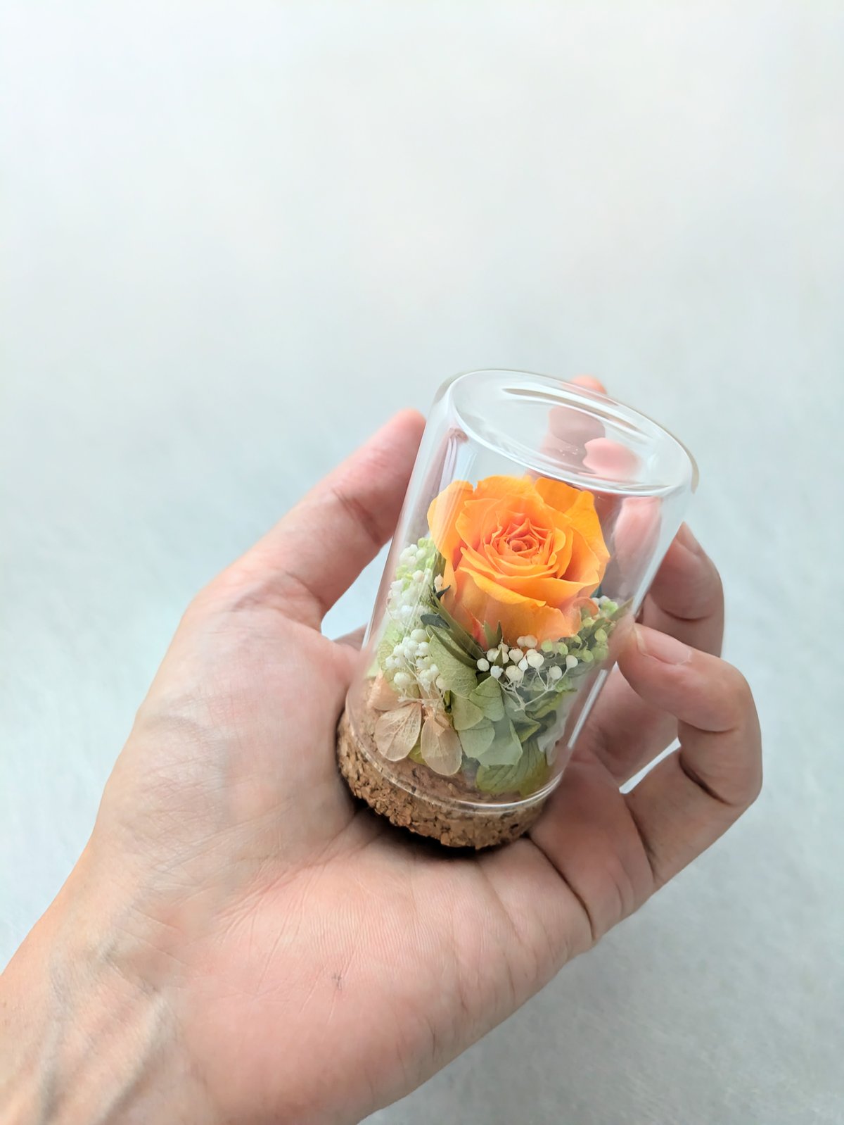 プリザーブドフラワー／オレンジローズと小花のミニガラスボトルギフト