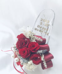 プリザーブドフラワー真紅の薔薇のガラスの靴リングピロー（フラワーケースリボンラッピング付き）