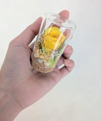プリザーブドフラワーアレンジ お日さま色した陽気な花たち フラワー