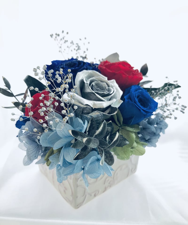 プリザーブドフラワー青と赤い薔薇にシルバーローズの魔法の枯れない