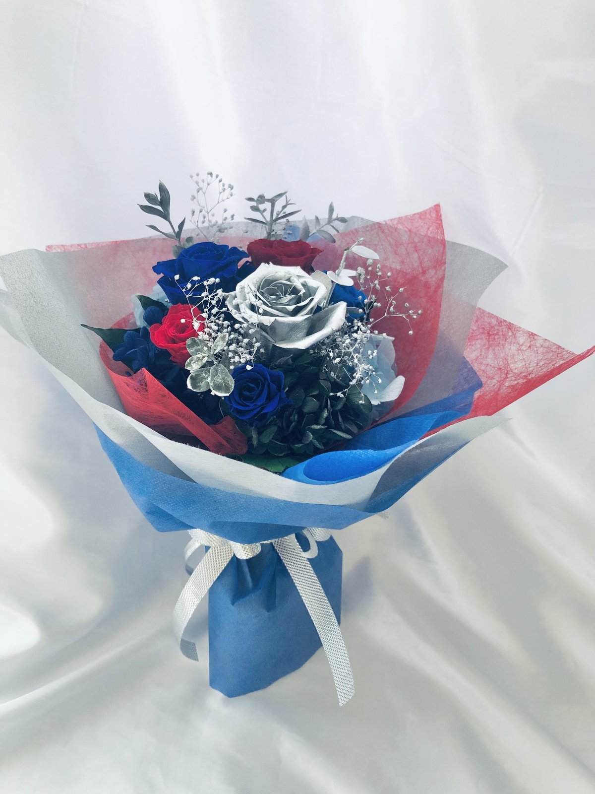 101本青バラブーケ ラメ付き❣️プレゼント 枯れない花 永生バラ 特別な人へ 101本青バラブーケ ラメ付き❣️プレゼント 枯れない花 永生バラ 特別