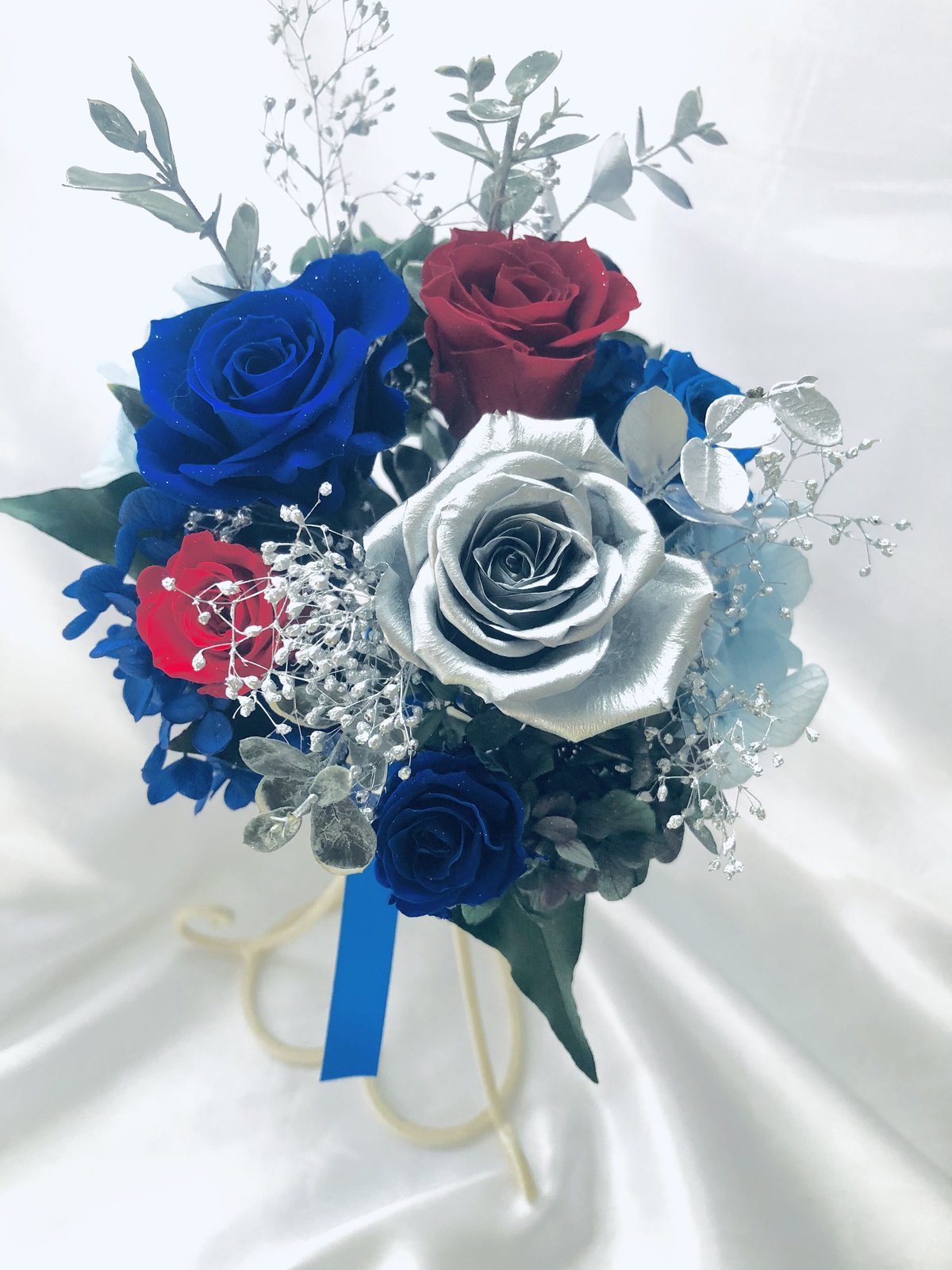 30本赤バラブーケ 60＊50cm ラッピングリボン 2重❣️枯れない花 永生花 30本赤バラブーケ 60＊50cm 二重ラッピングリボン 枯れない花 永生花