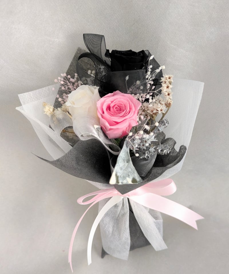 プリザーブドフラワー／花束ボックス／3色のミニ薔薇紫と小花のミニ