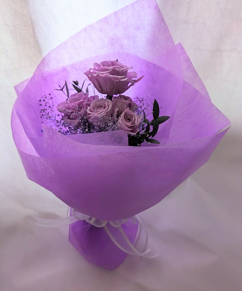 プリザーブドフラワーパープルローズ5輪と小花のふんわり花束（花束
