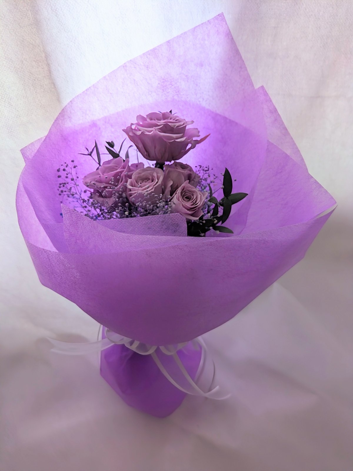 プリザーブドフラワーパープルローズ5輪と小花のふんわり花束
